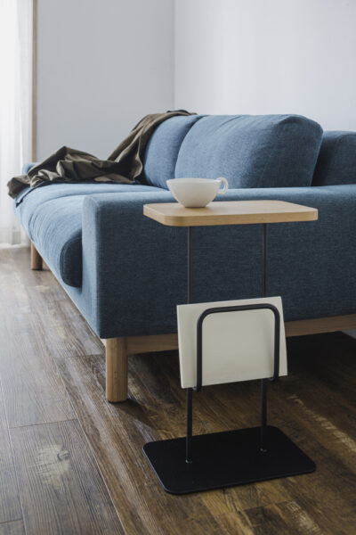 SIEVE antenna side table