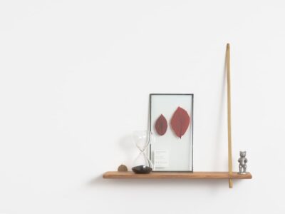 Magical Furniture　One pole shelf